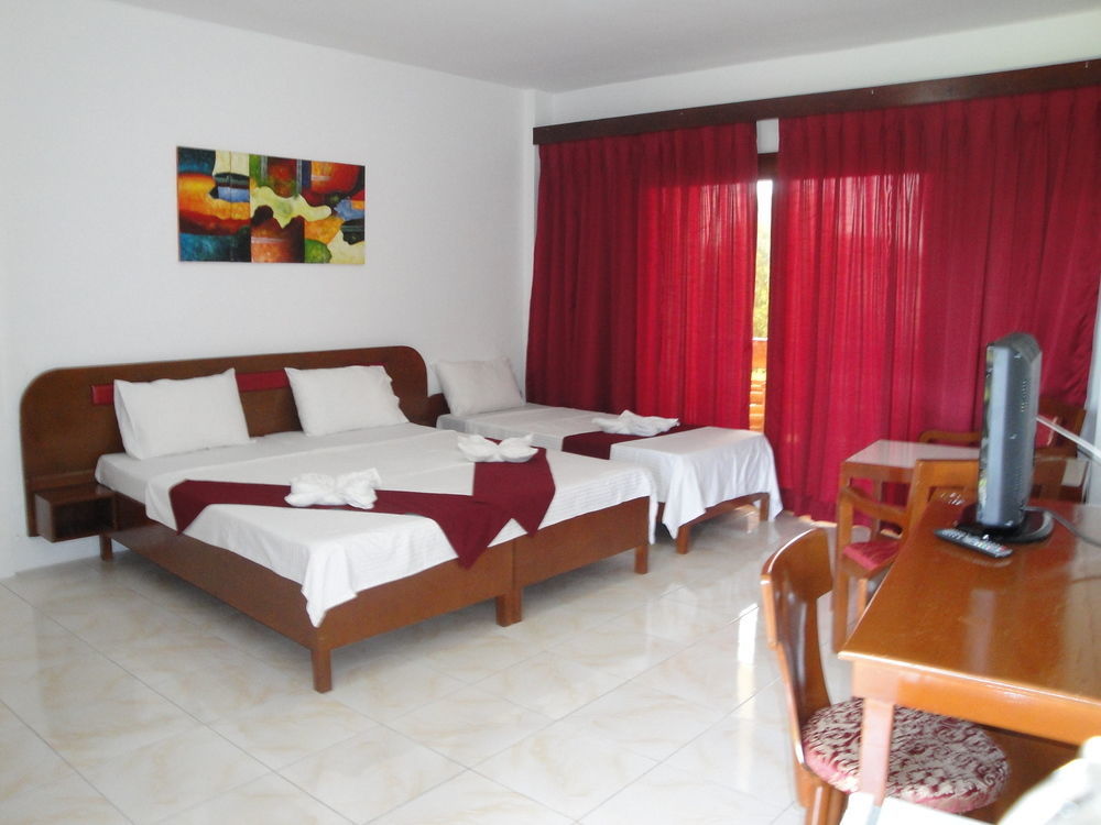 Harmony Hotel Panglao Exterior photo
