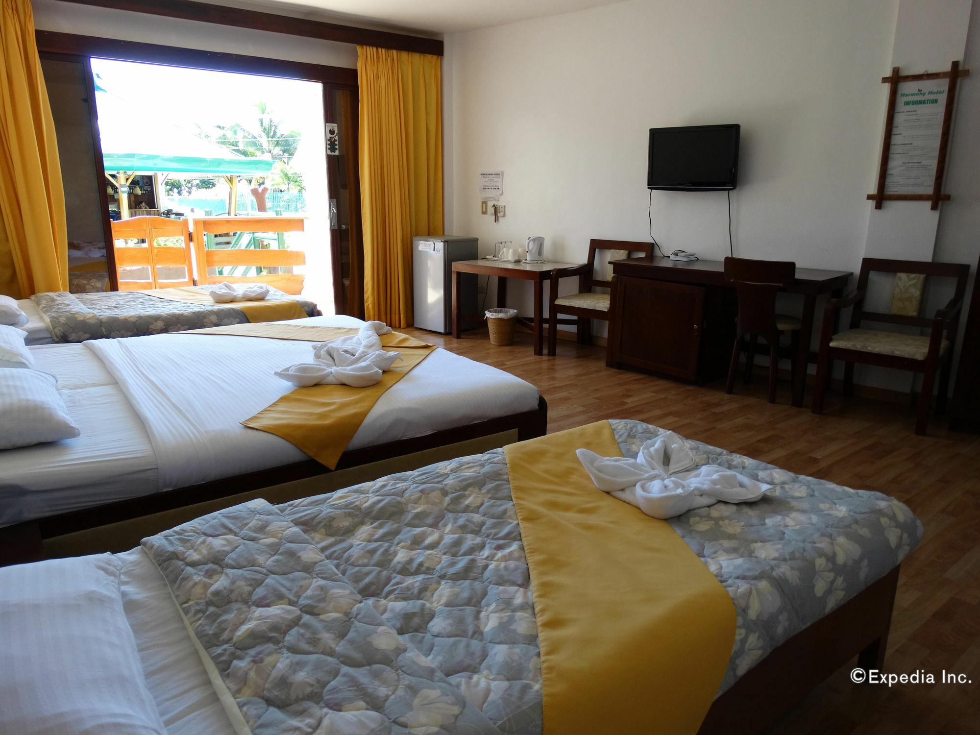 Harmony Hotel Panglao Exterior photo